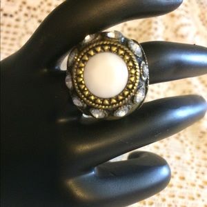 Retired Avon Ring Size 8 New